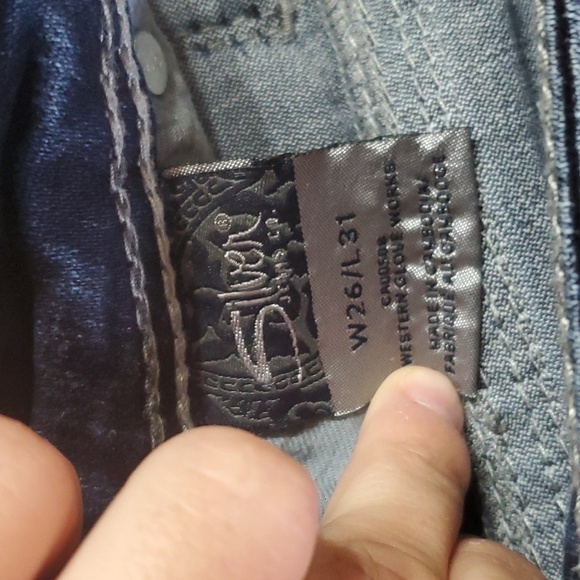 Silver Jeans Aiko - Picture 4 of 5